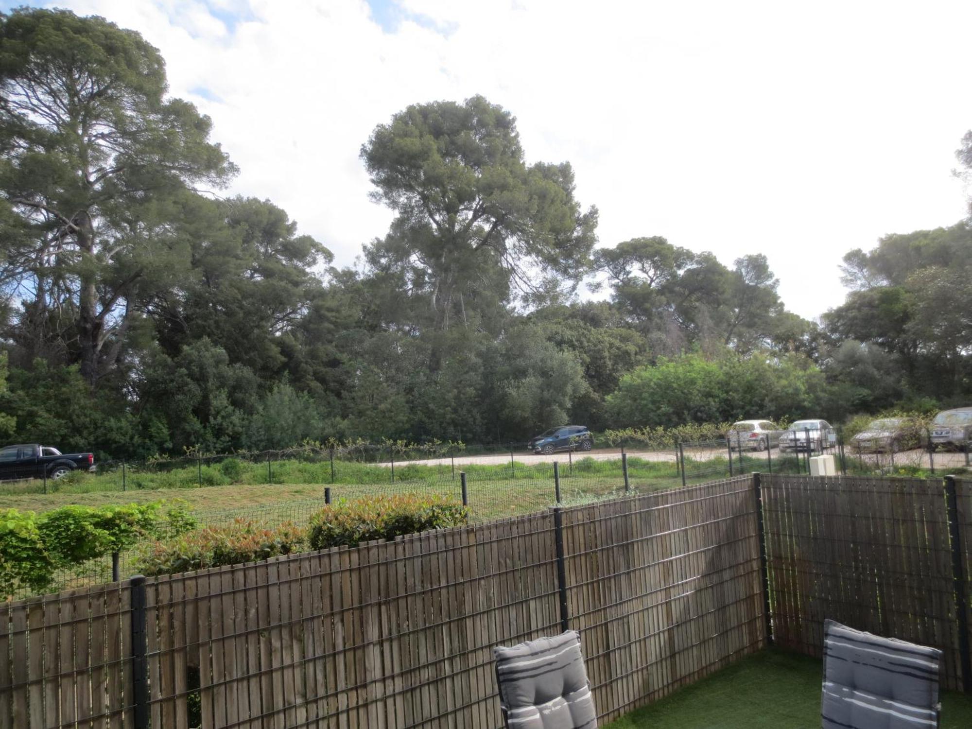 Apartamento Rez De Jardin T3 Recent Et Calme Au Nouvelles Terres A La Londe Les Maures Exterior foto
